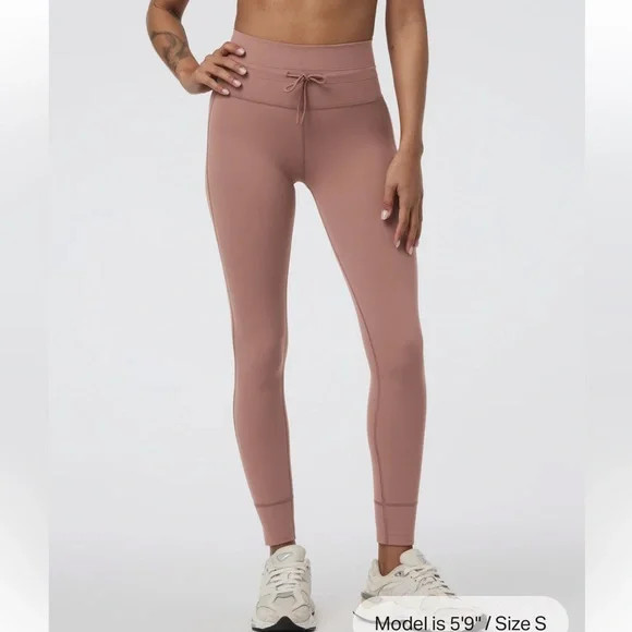 Vuori Leggings - Picture 2 of 5